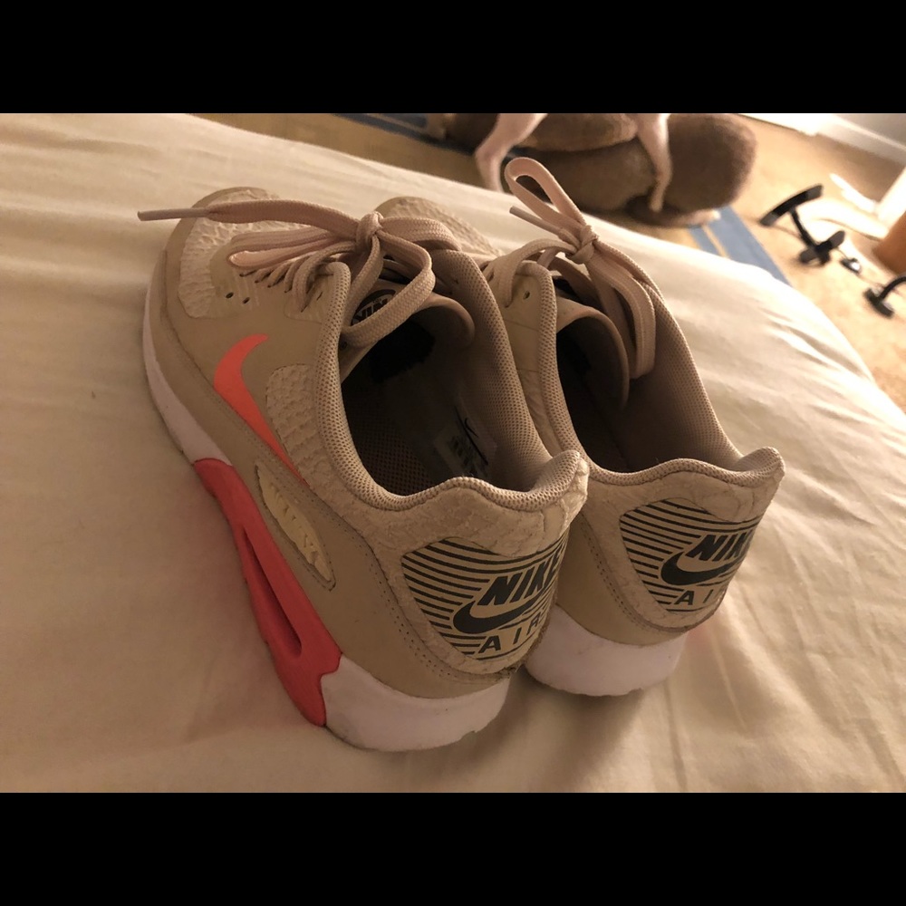 Nike air max